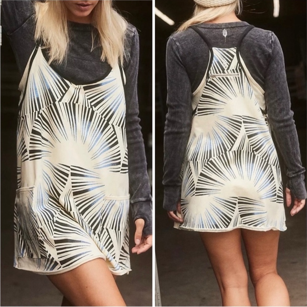 Free People Hot Shot Mini Dress NWT Retail $70 in Sunrise Geo Combo, Size Large